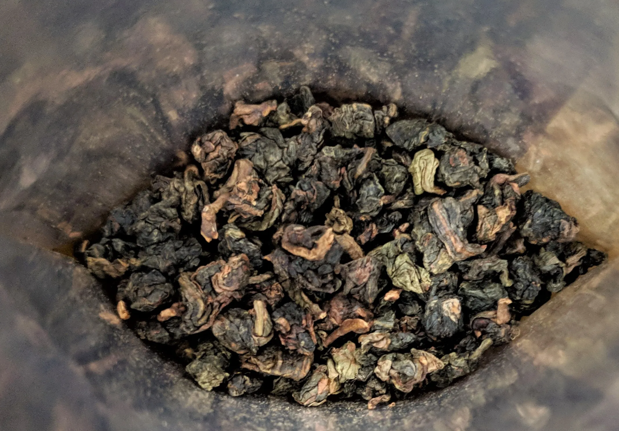 Oolong foncé fortement torréfié